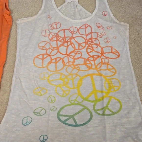 Tank Top Bundle - Picture 2 of 11